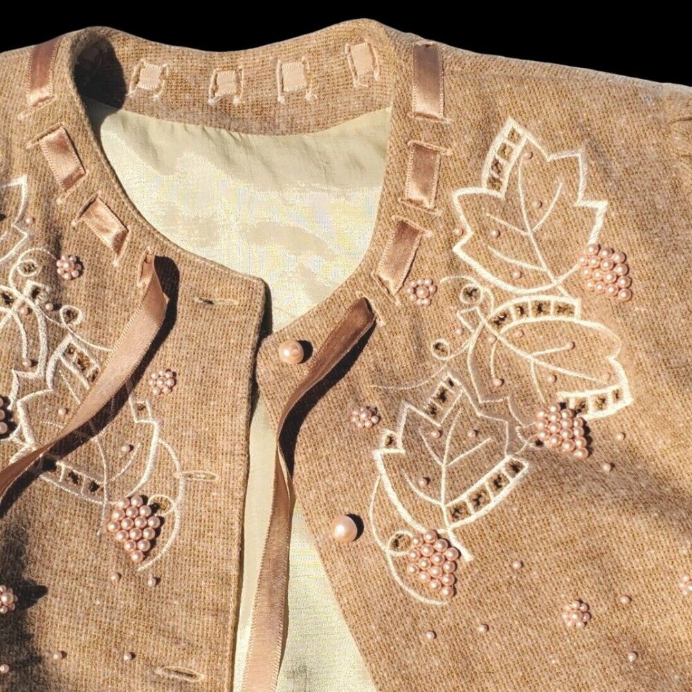 Vintage 90s Cardigan Jacket Pearl Embellished Beige Wool 6 Small - Picture 7 of 13